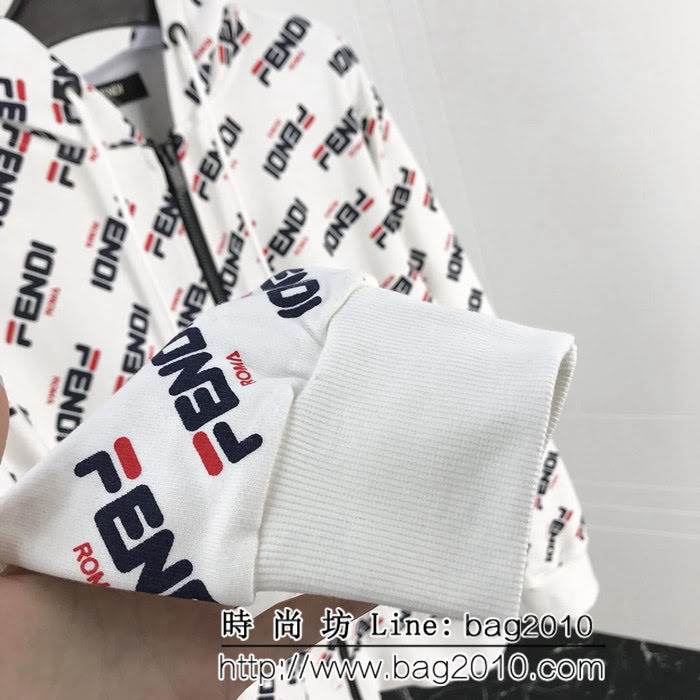 FENDI芬迪 斐樂聯名合作系列 19ss春夏新款 滿印圖案 拉鏈衛衣外套 背後刺繡字母 高版本男女同款 ydi2504